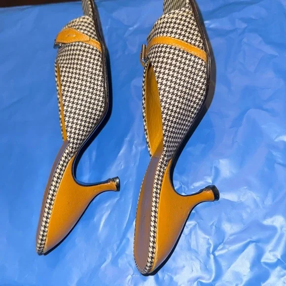 Prada Short Heels - Picture 7 of 9